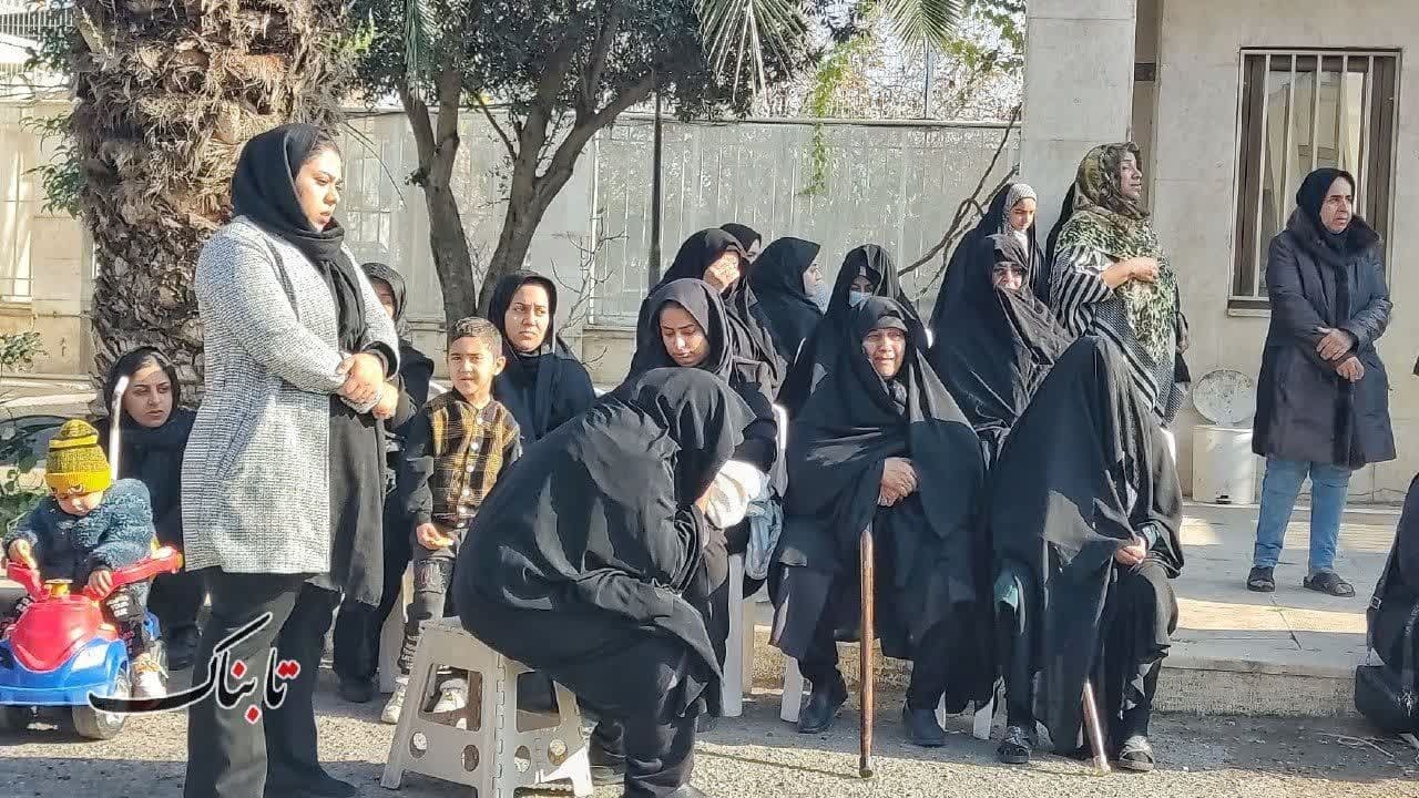 تصاویر تشییع و خاکسپاری لاله های زهرایی در مرکز گلستان