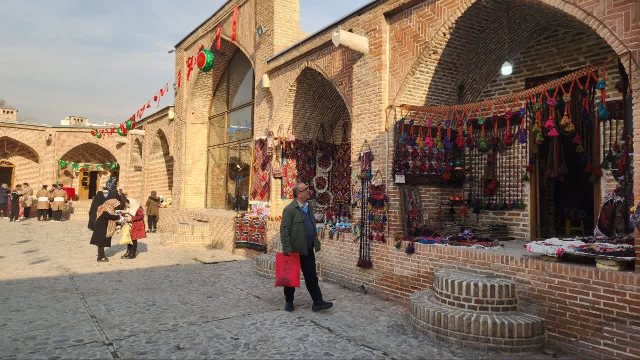 آغاز جشنواره یلدای بزرگ ایرانی در کاروانسرای شاه عباسی کرج