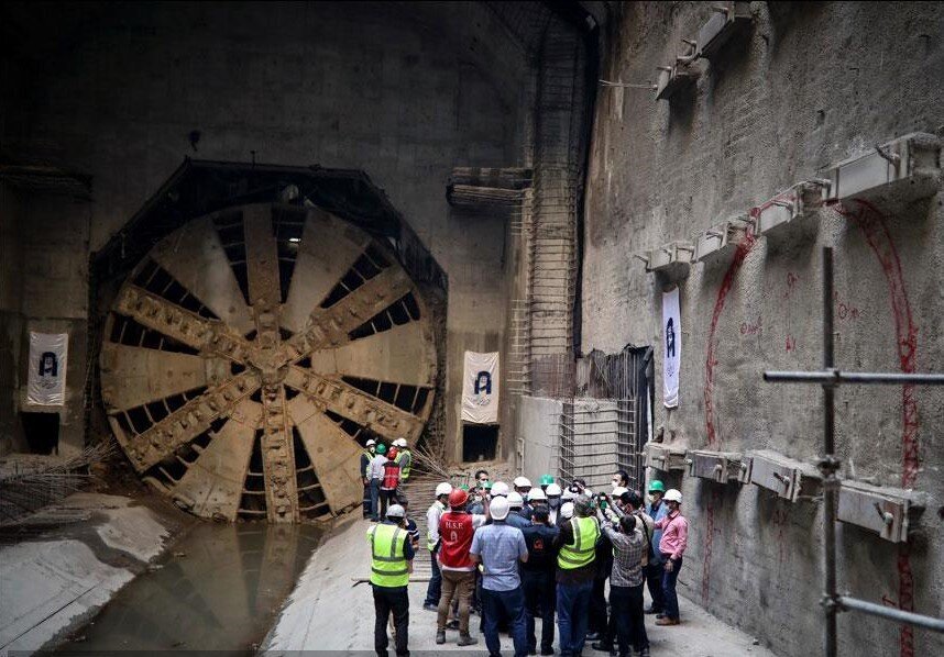 همزیستی مترو و حافظیه؛ چالشی جدید برای شیراز/ناظران میراث فرهنگی بر ساخت مترو شیراز نظارت میکنند