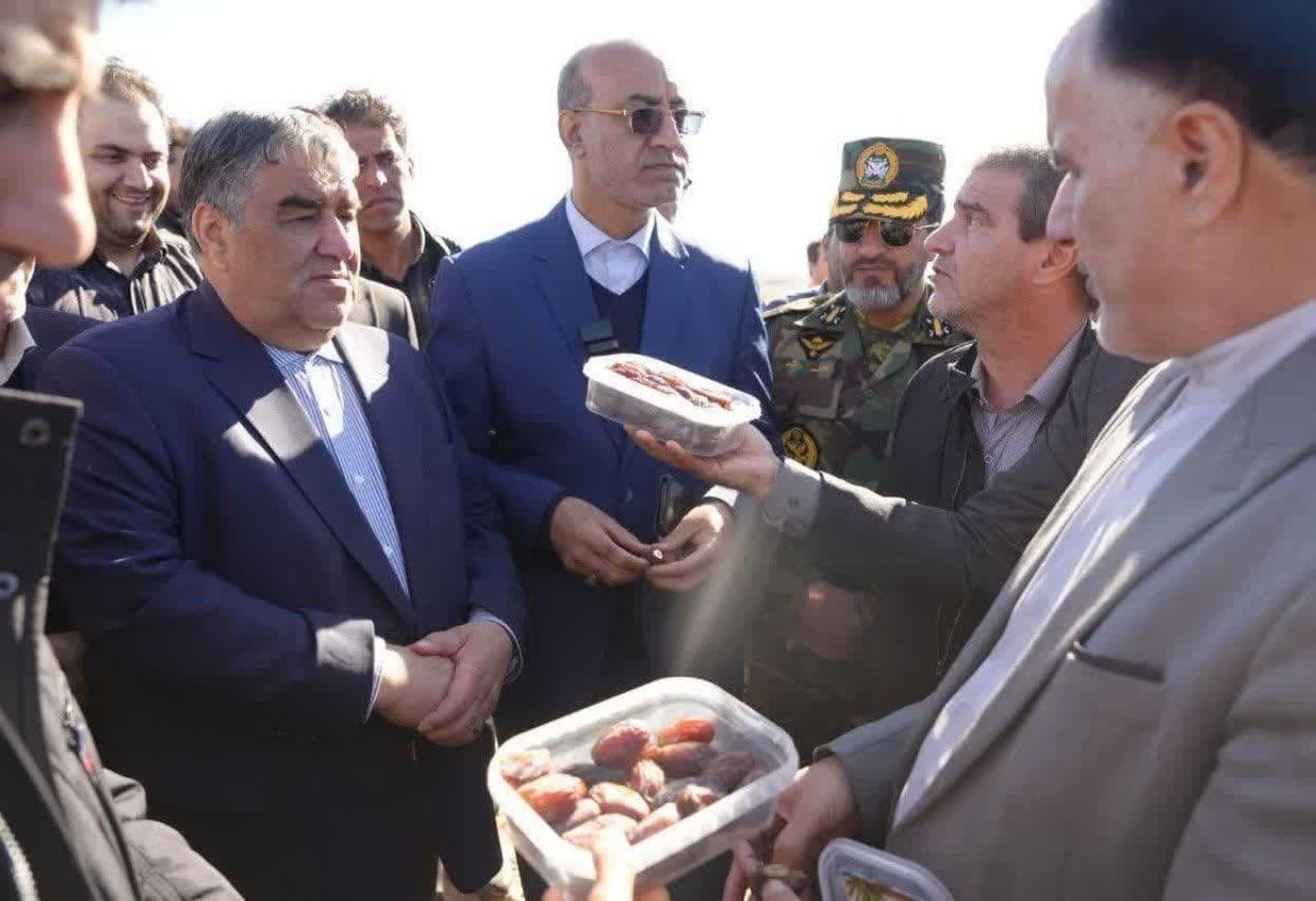 اقدامات بنیاد مستضعفان در قصرشیرین گامهای مثبتی به سوی بهبود وضعیت اقتصادی است