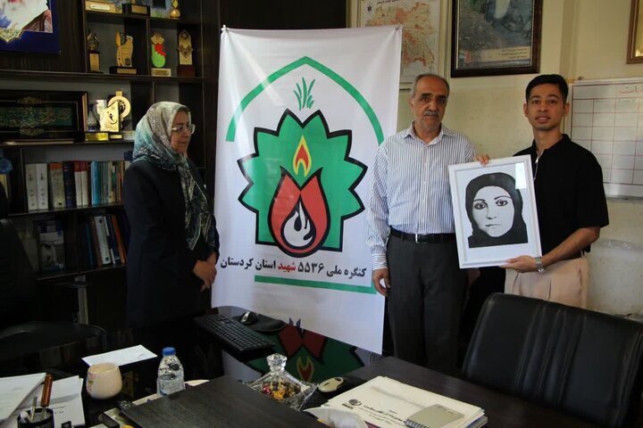 دانشگاه علوم پزشکی از صبر و ایثار خانواده شهیده خیریه تجلیل کرد دانشگاه علوم پزشکی از صبر و ایثار خانواده شهیده خیریه تجلیل کرد