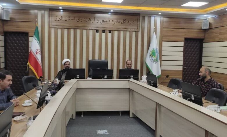 استان البرز در جمع سه استان برتر کشور در اجرای طرح مردمی کاشت یک میلیارد درخت قرار گرفت استان البرز در جمع سه استان برتر کشور در اجرای طرح مردمی کاشت یک میلیارد درخت قرار گرفت