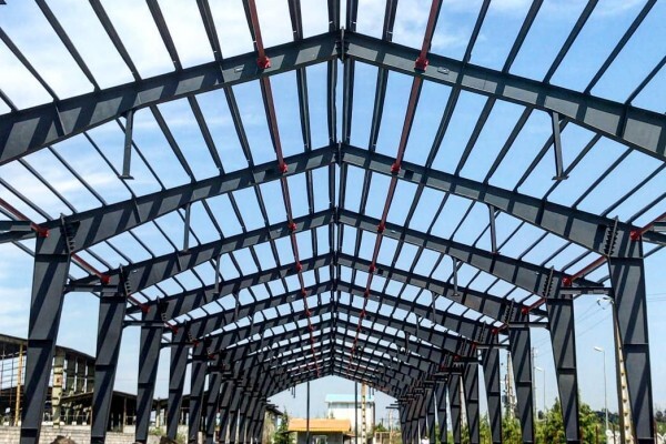 پولاد سازه یک انتخاب مطمئن برای ساخت سوله پولاد سازه یک انتخاب مطمئن برای ساخت سوله