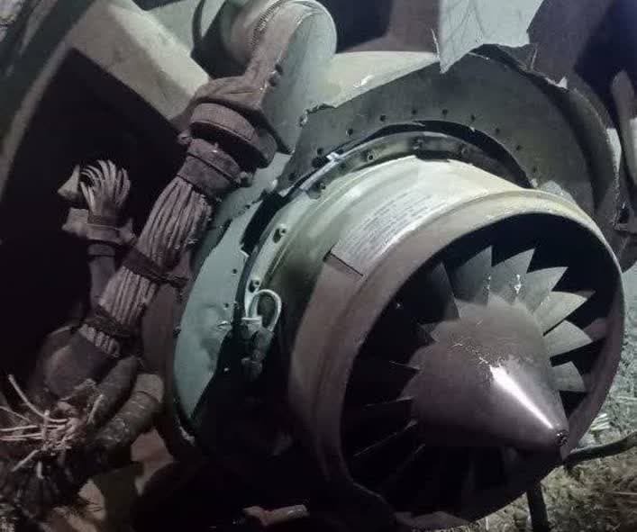 انهدام ۴ پهپاد رژیم صهیونیستی در آسمان فارس +تصاویر انهدام ۴ پهپاد رژیم صهیونیستی در آسمان فارس +تصاویر