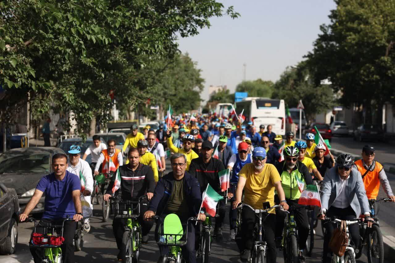 اتحاد و انسجام لازمه حرکت به سوی موفقیت روزافزون کشور است