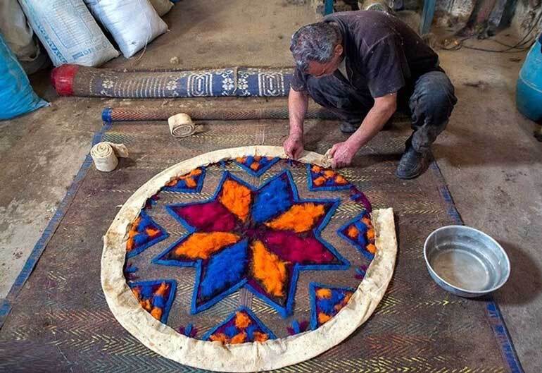 نمادهای فرهنگی و هویت ملی ایلامیان در خطر استحاله/ باید برای نسلهای آینده، فرهنگسازی شود نمادهای فرهنگی و هویت ملی ایلامیان در خطر استحاله/ باید برای نسلهای آینده، فرهنگسازی شود