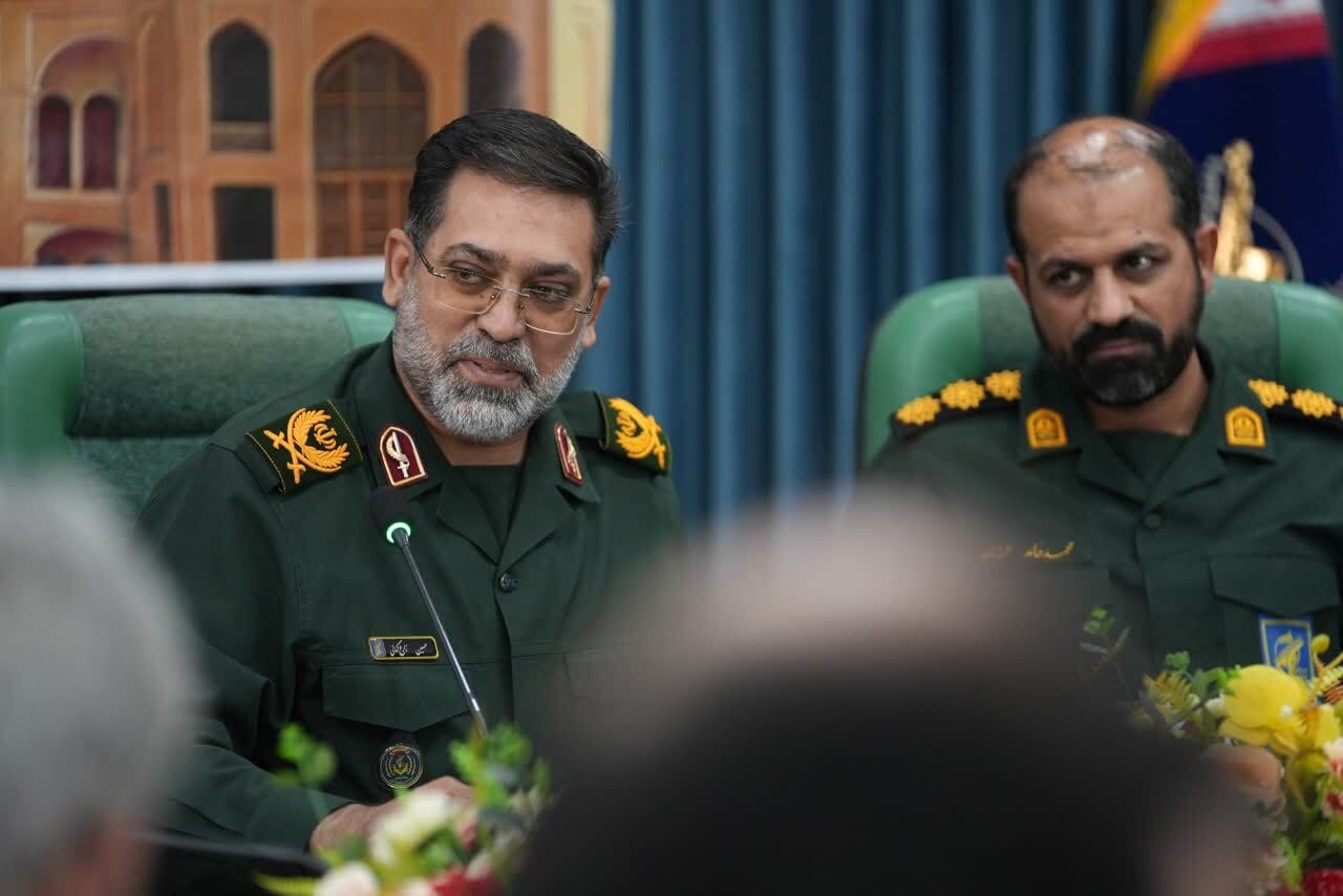 ایثار پاسداران در جنگ 12 روزه نشانه وفاداری آنان به آرمانها انقلاب است ایثار پاسداران در جنگ 12 روزه نشانه وفاداری آنان به آرمانها انقلاب است