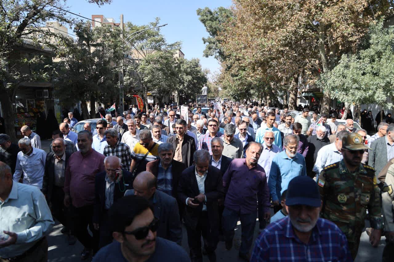 راهپیمایی &laquo;بشارت نصر&raquo; در حمایت از مردم غزه در همدان برگزار شد + عکس