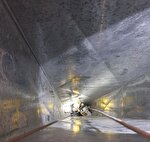 سقوط گچ‌کار به داخل کانال کولر در بیمارستان بعثت همدان/ نجات مصدوم با تلاش آتش‌نشانان + عکس