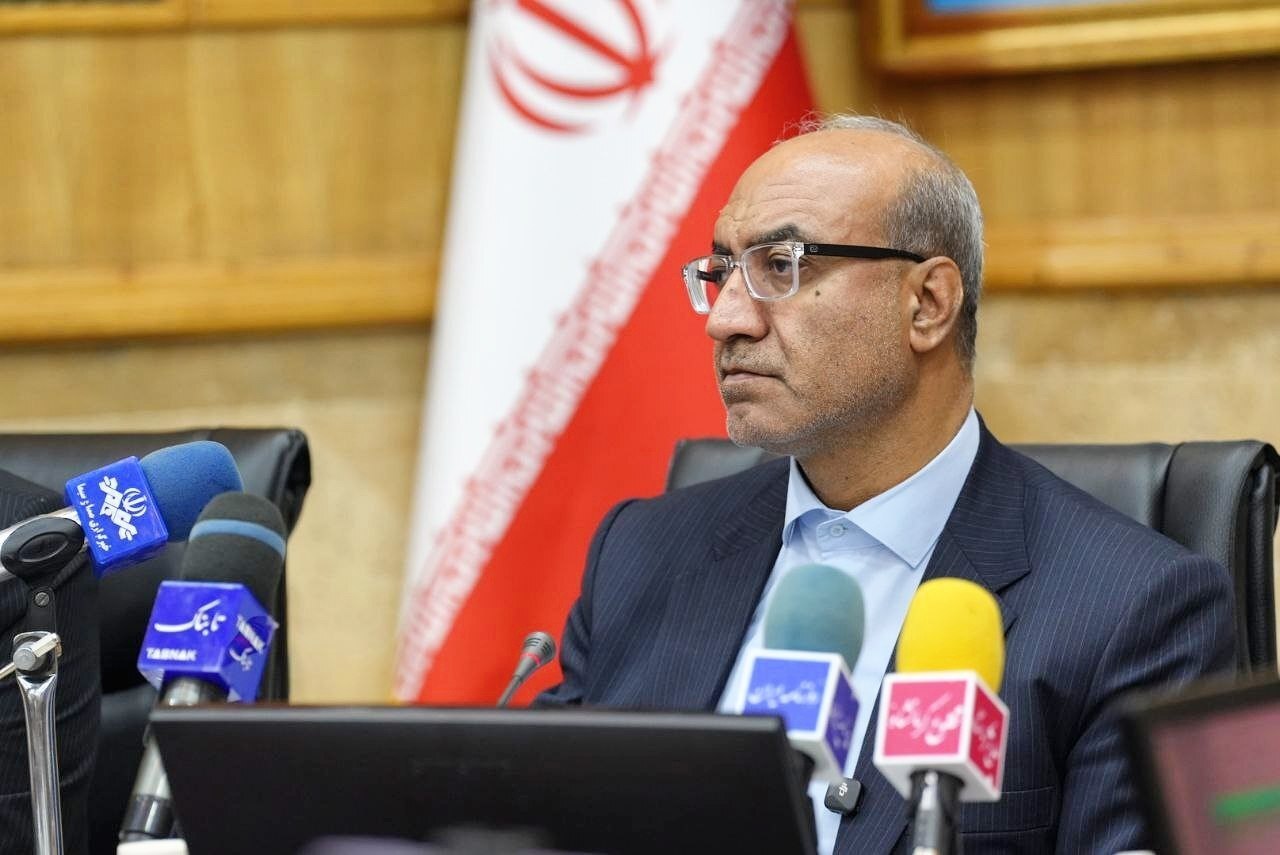 تسهیلات بانکی باید در مسیر واقعی تولید و اشتغال هزینه شود + فیلم تسهیلات بانکی باید در مسیر واقعی تولید و اشتغال هزینه شود + فیلم