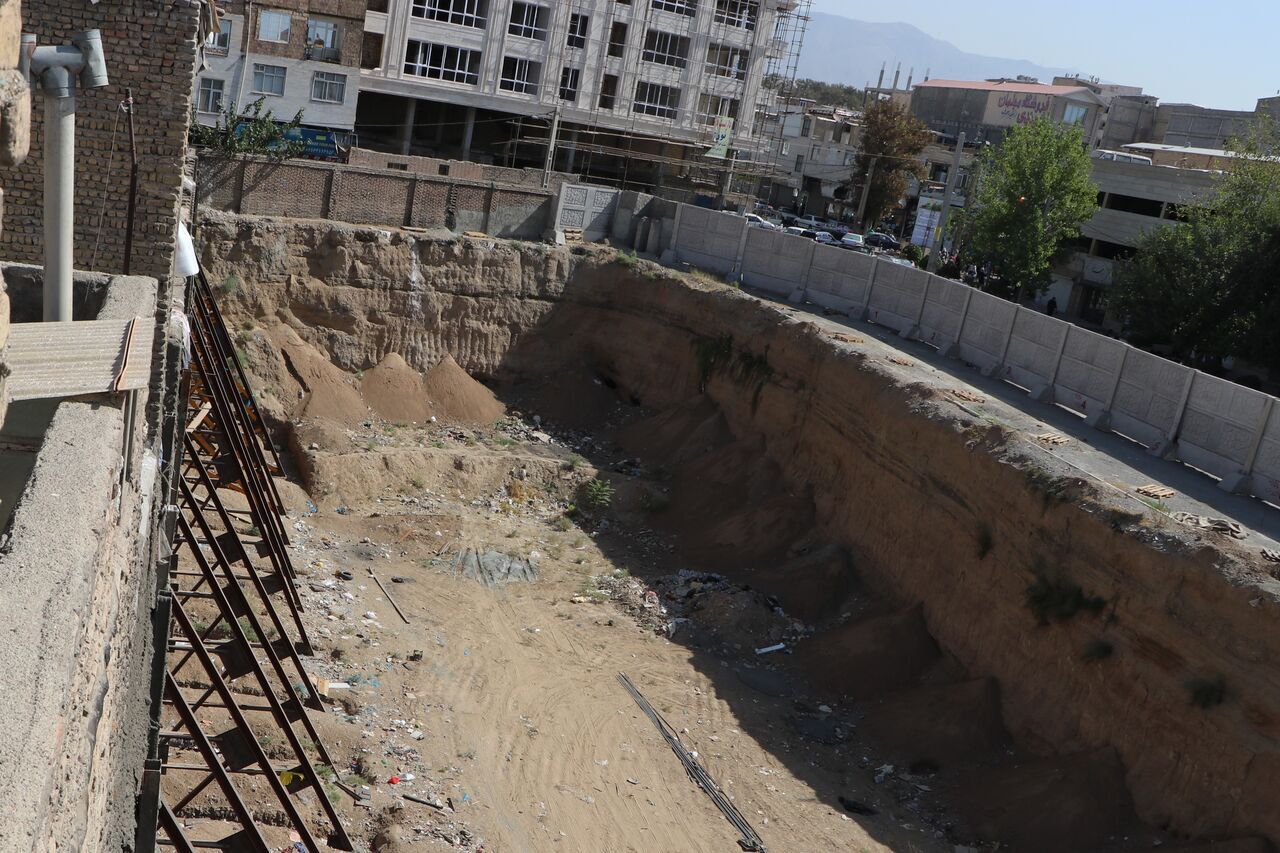 گود حصارک باید پر شود/لزوم ورود سازمان بازرسی به ترک فعل ها گود حصارک باید پر شود/لزوم ورود سازمان بازرسی به ترک فعل ها