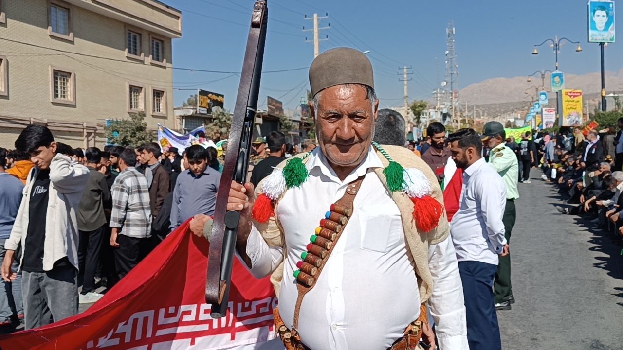 پاسخ مردم کهگیلویه و بویراحمد به پرسش «مرگ بر آمریکا، چرا و تا کی؟» پاسخ مردم کهگیلویه و بویراحمد به پرسش «مرگ بر آمریکا، چرا و تا کی؟»