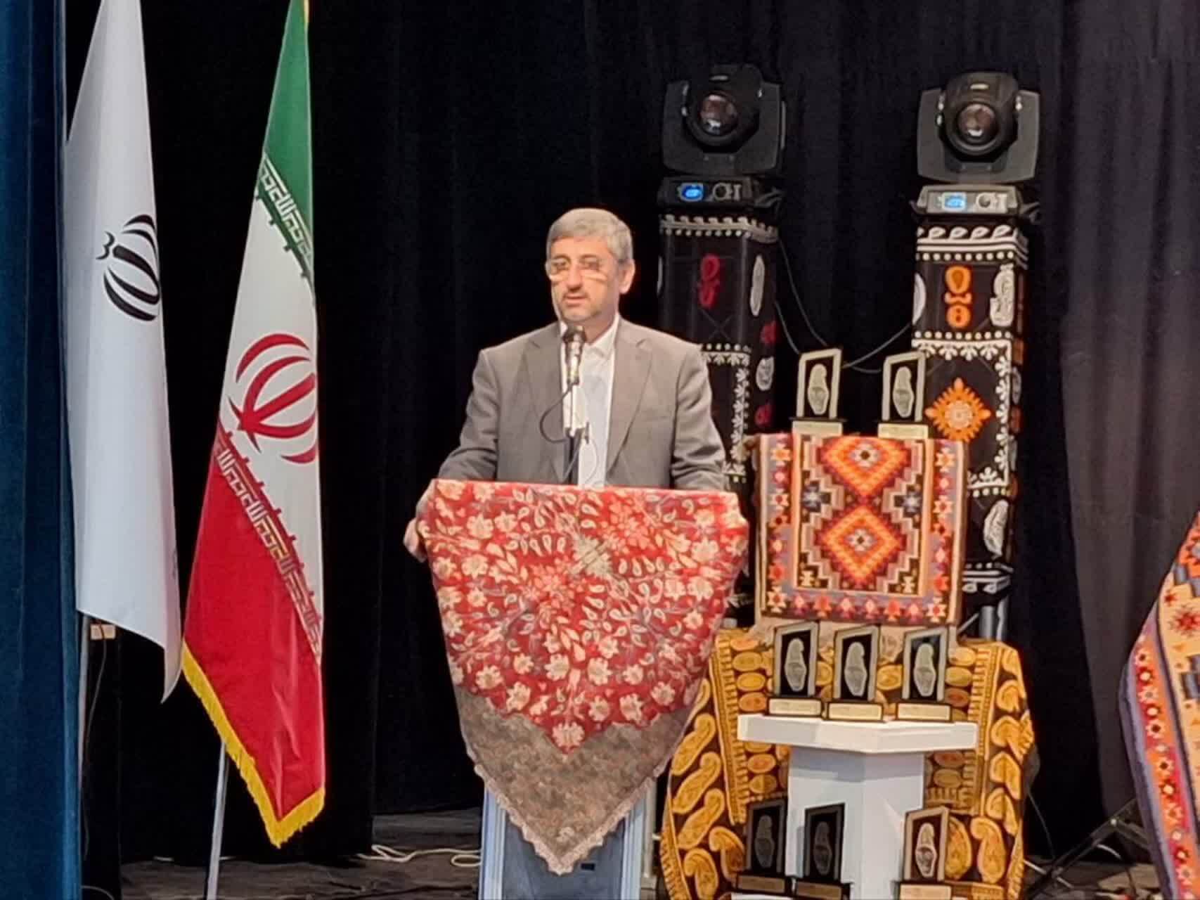 به وجود هنرمندان لرستانی افتخار میکنیم به وجود هنرمندان لرستانی افتخار میکنیم