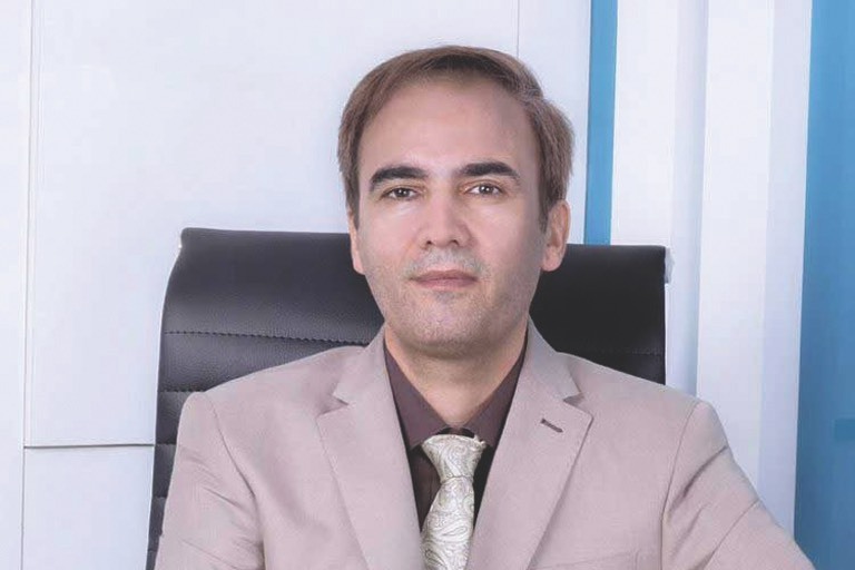 واقعیت یا فریب؟ نقش فیلترهای اینستاگرام در افزایش تمایل به جراحی بینی واقعیت یا فریب؟ نقش فیلترهای اینستاگرام در افزایش تمایل به جراحی بینی