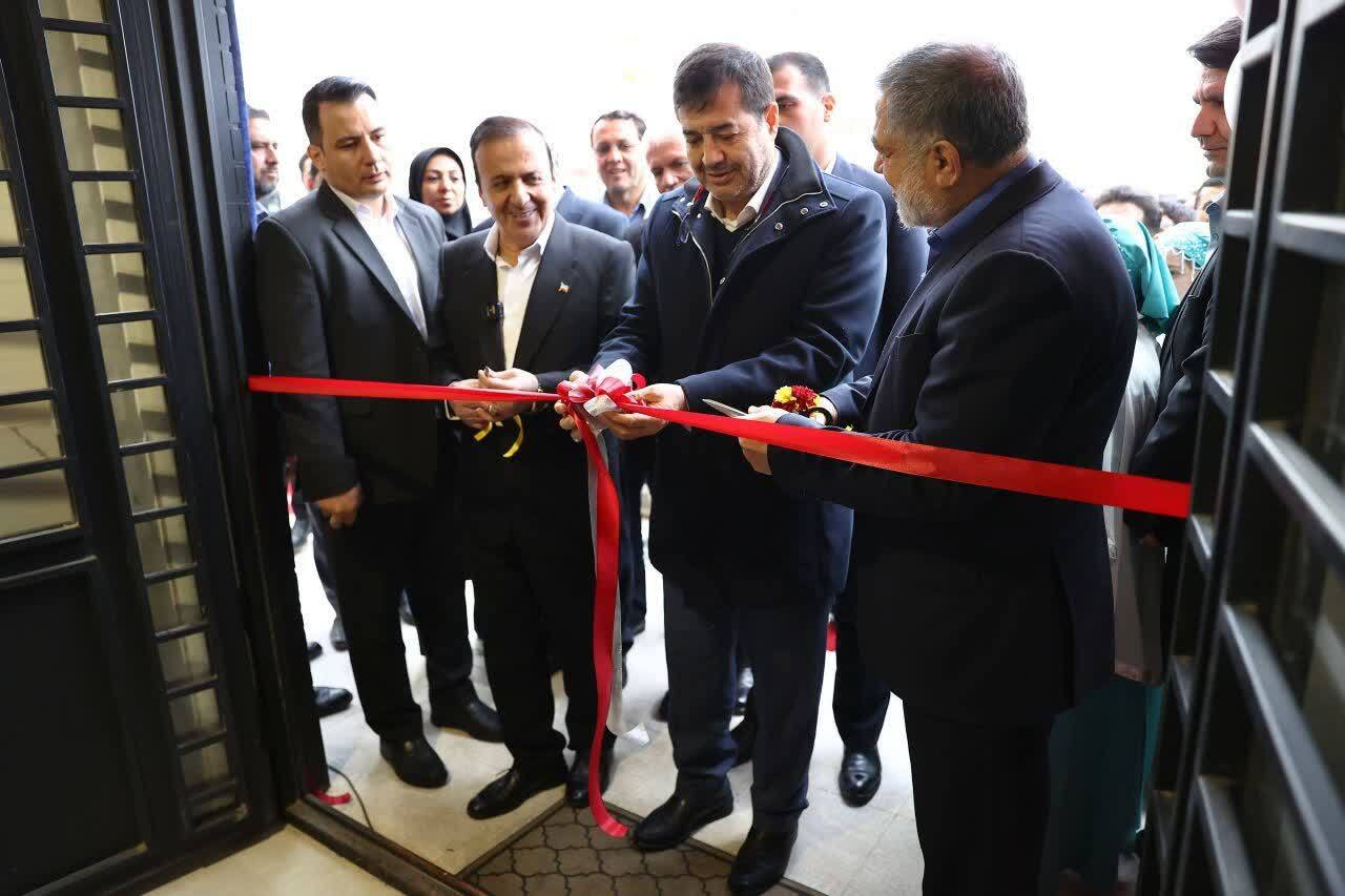 خانه جوان قزوین با حضور وزیر ورزش و جوانان افتتاح شد + تصاویر خانه جوان قزوین با حضور وزیر ورزش و جوانان افتتاح شد + تصاویر