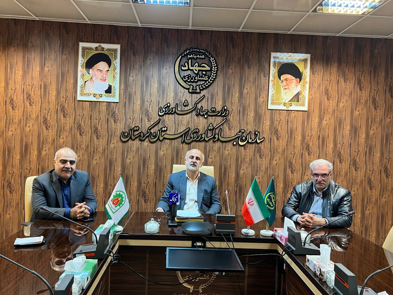 گره اصلی کمبود مرغ در کردستان/ افزایش تولید داریم اما مشکل اصلی دیر رسیدن نهادههاست + فیلم گره اصلی کمبود مرغ در کردستان/ افزایش تولید داریم اما مشکل اصلی دیر رسیدن نهادههاست + فیلم