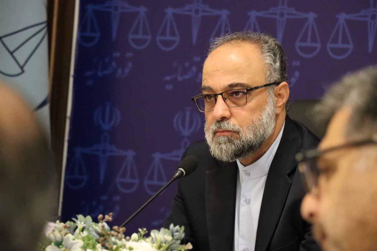 از کارتهای اجارهای تا پروانههای نانوایی؛ دستور دادستان اردبیل برای بررسی چند پرونده از کارتهای اجارهای تا پروانههای نانوایی؛ دستور دادستان اردبیل برای بررسی چند پرونده