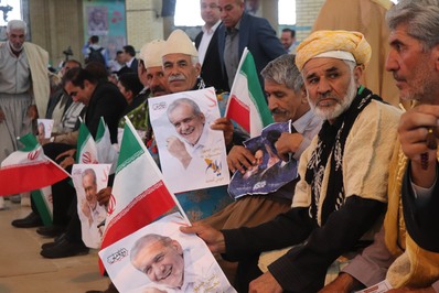 دیدار مردمی رییس جمهور با مردم ایلام