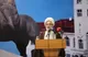نماز انسان را در برابر مشکلات مقاوم می‌کند