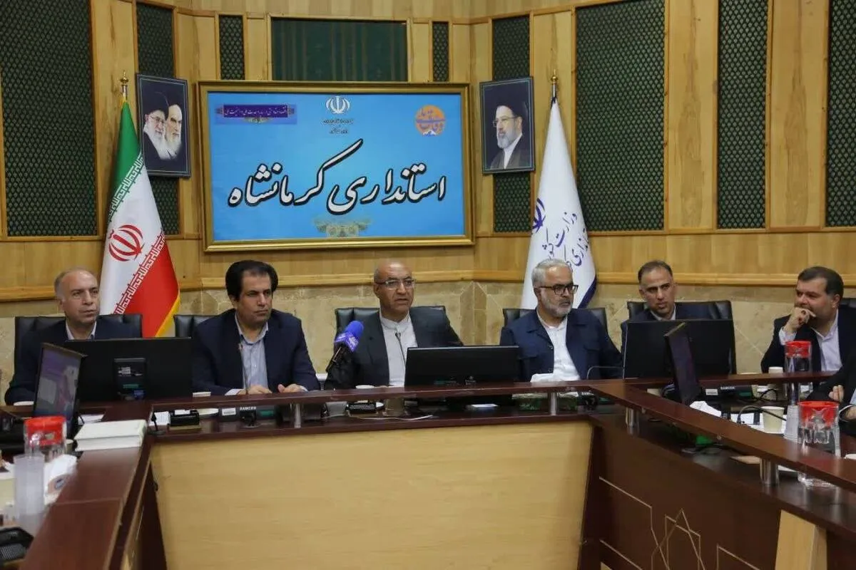  پیگیری ۶ هزار میلیارد تومان از مصوبات سفر رئیس‌جمهور در کرمانشاه/ کشت ۱۲۵۰ هکتار زعفران یک هدف است